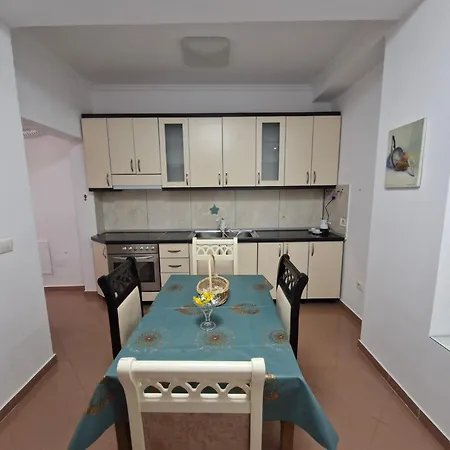 Alma-house At Pine Apartment *